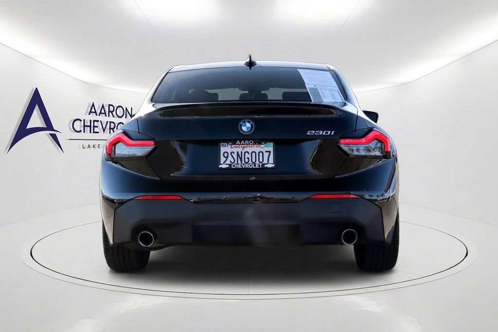 Used 2022 BMW 230i Coupe w/ Convenience Package RWD image 5