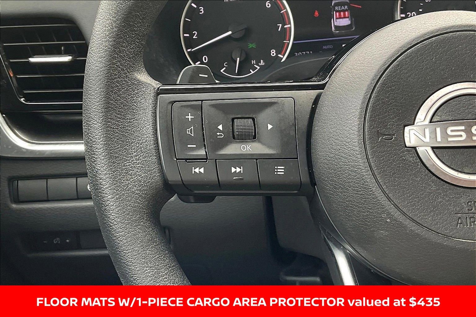 Certified 2023 Nissan Rogue SV image 25