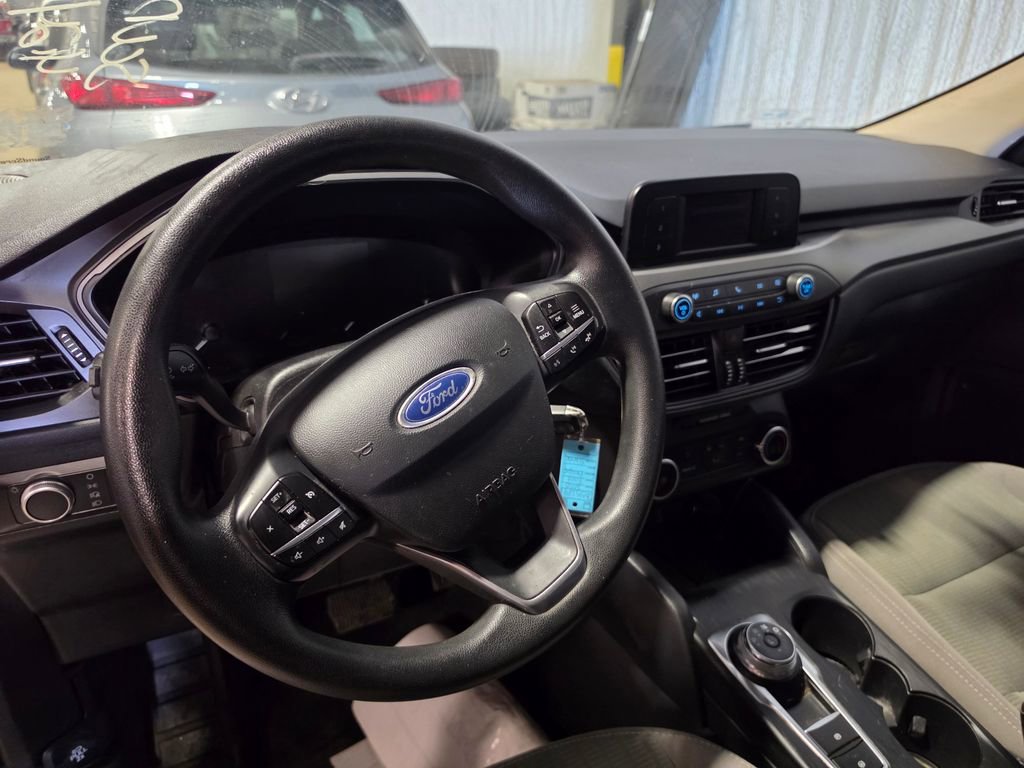 Used 2020 Ford Escape S FWD image 4