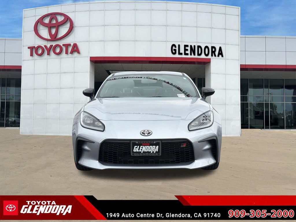 New 2026 Toyota GR86 Premium RWD image 3