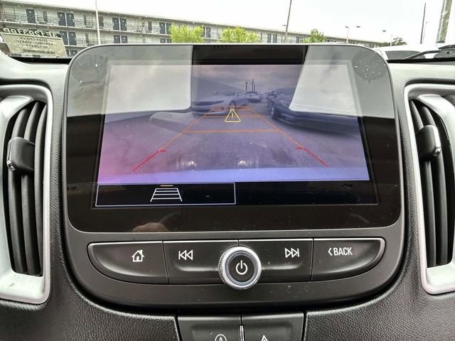 Used 2024 Chevrolet Malibu LT image 15