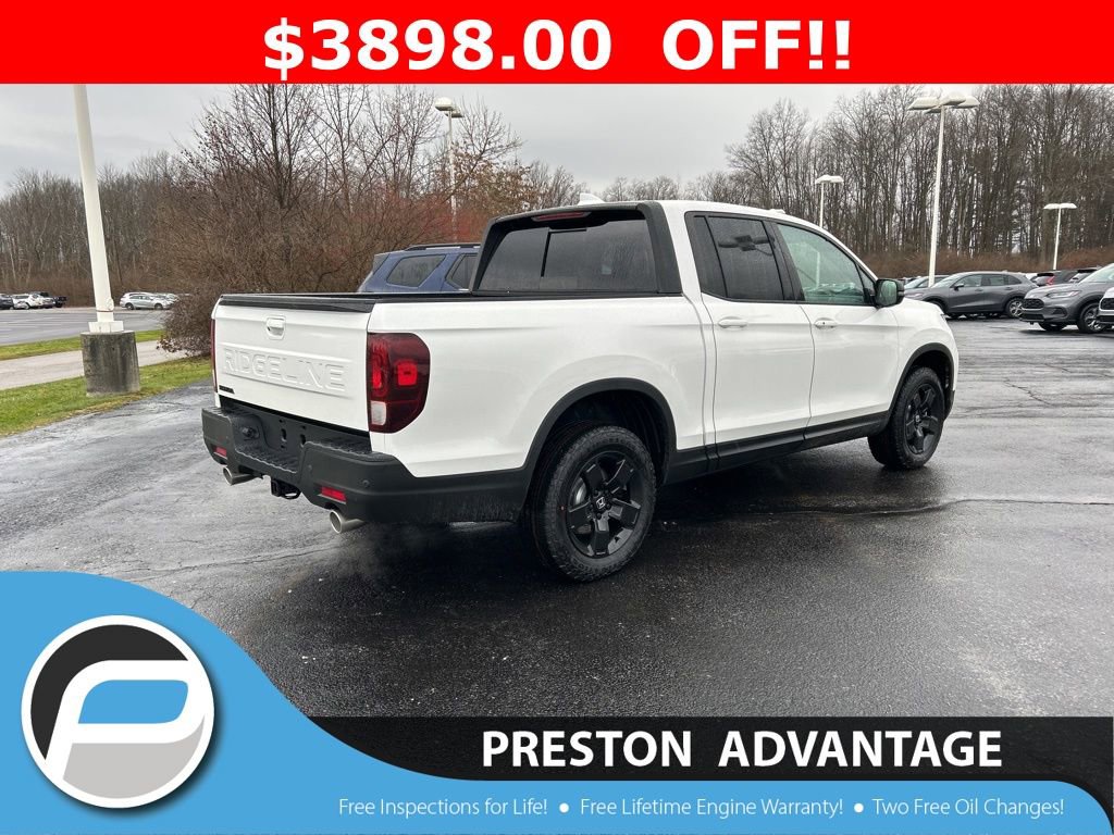 New 2026 Honda Ridgeline Black Edition image 2