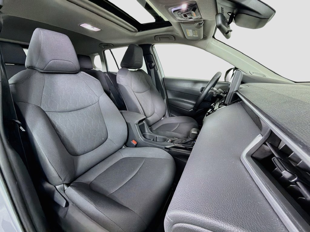 Used 2023 Toyota Corolla Cross LE w/ Moonroof Package AWD/4WD image 30