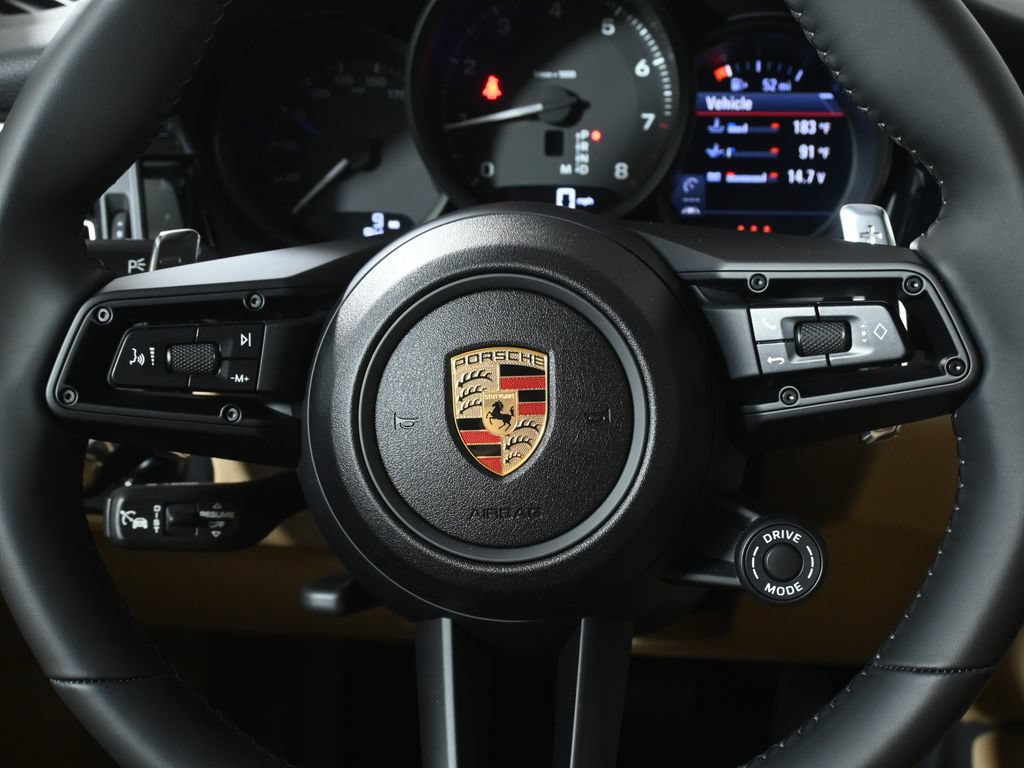 New 2026 Porsche Macan AWD/4WD image 18