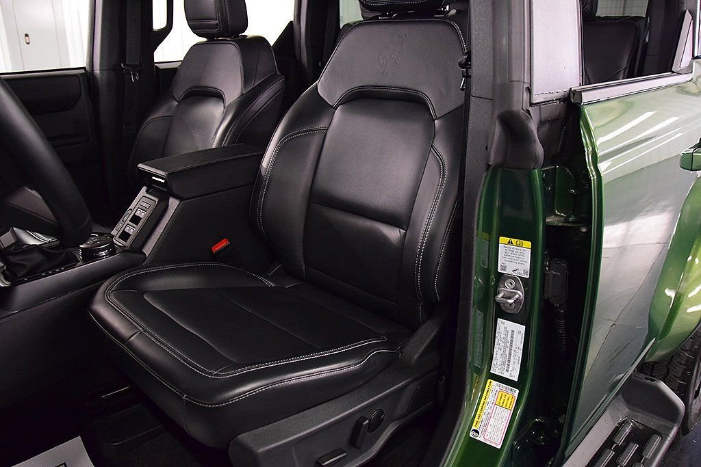 Used 2025 Ford Bronco Outer Banks image 31