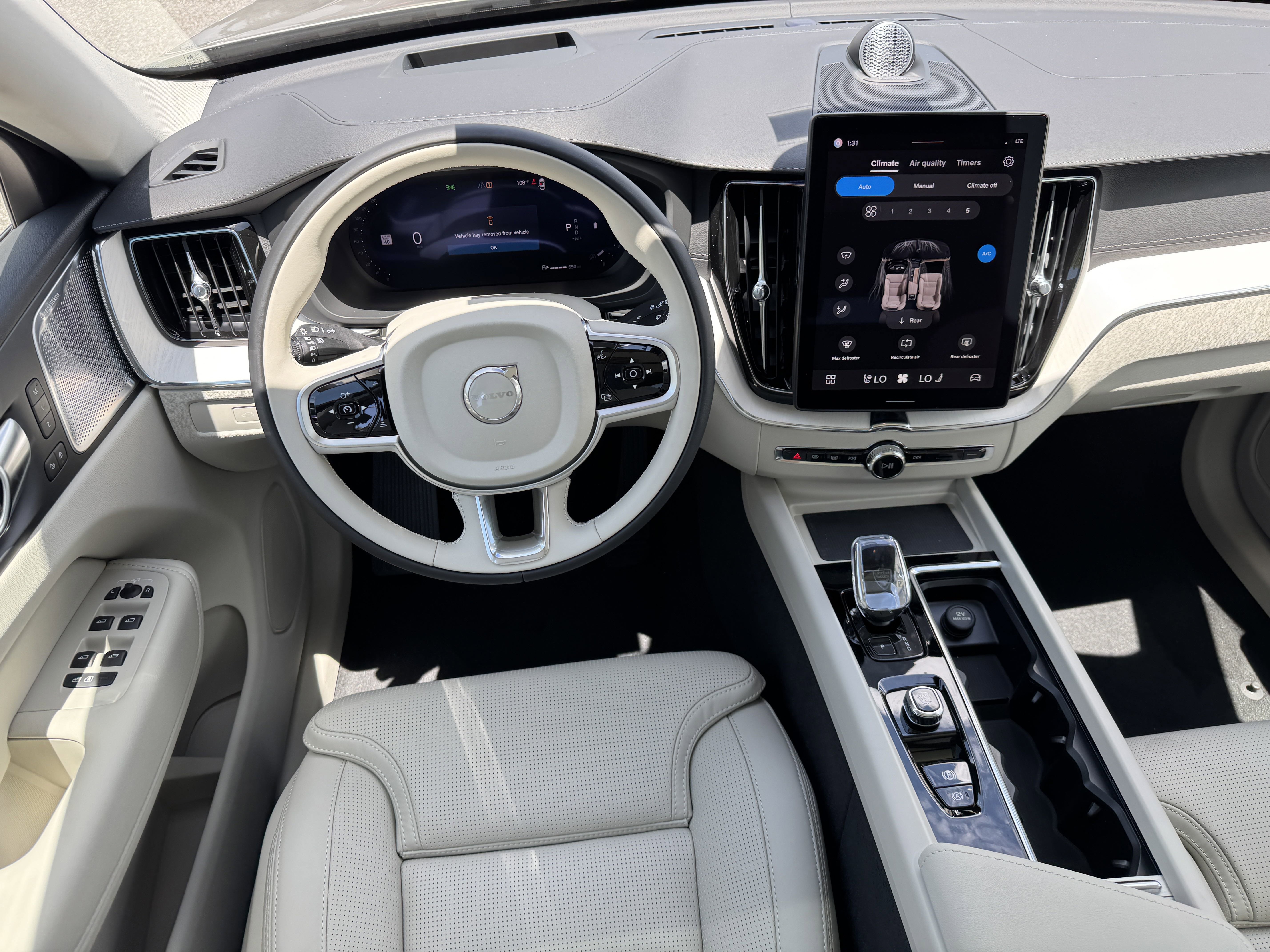 New 2026 Volvo XC60 B5 Ultra w/ Protection Package image 14