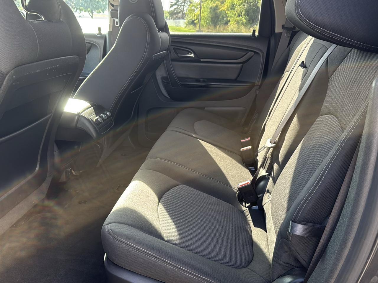 Used 2015 Chevrolet Traverse LT AWD/4WD image 22