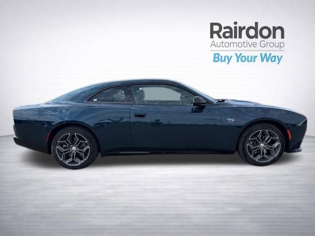 Used 2024 Dodge Charger Daytona R/T w/ Plus Group AWD/4WD image 10