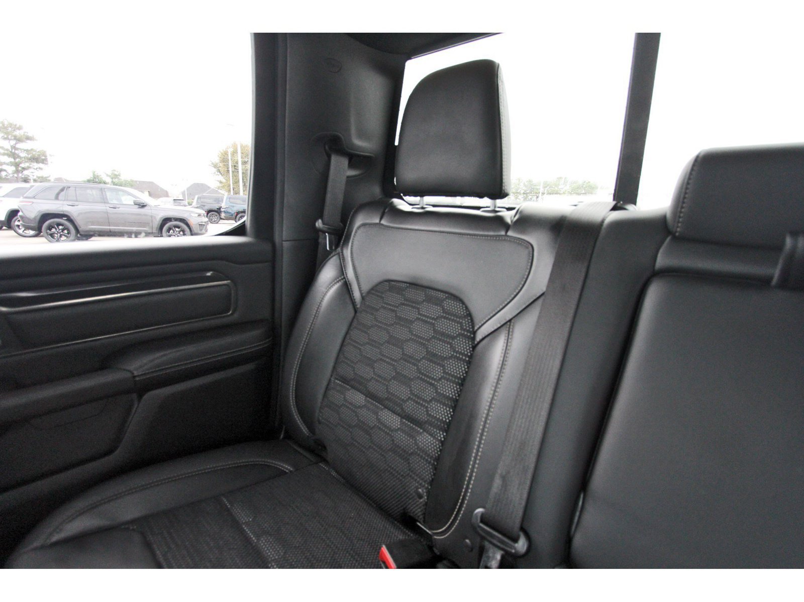 Used 2019 RAM 1500 Sport w/ Level 2 Equipment Group AWD/4WD image 14