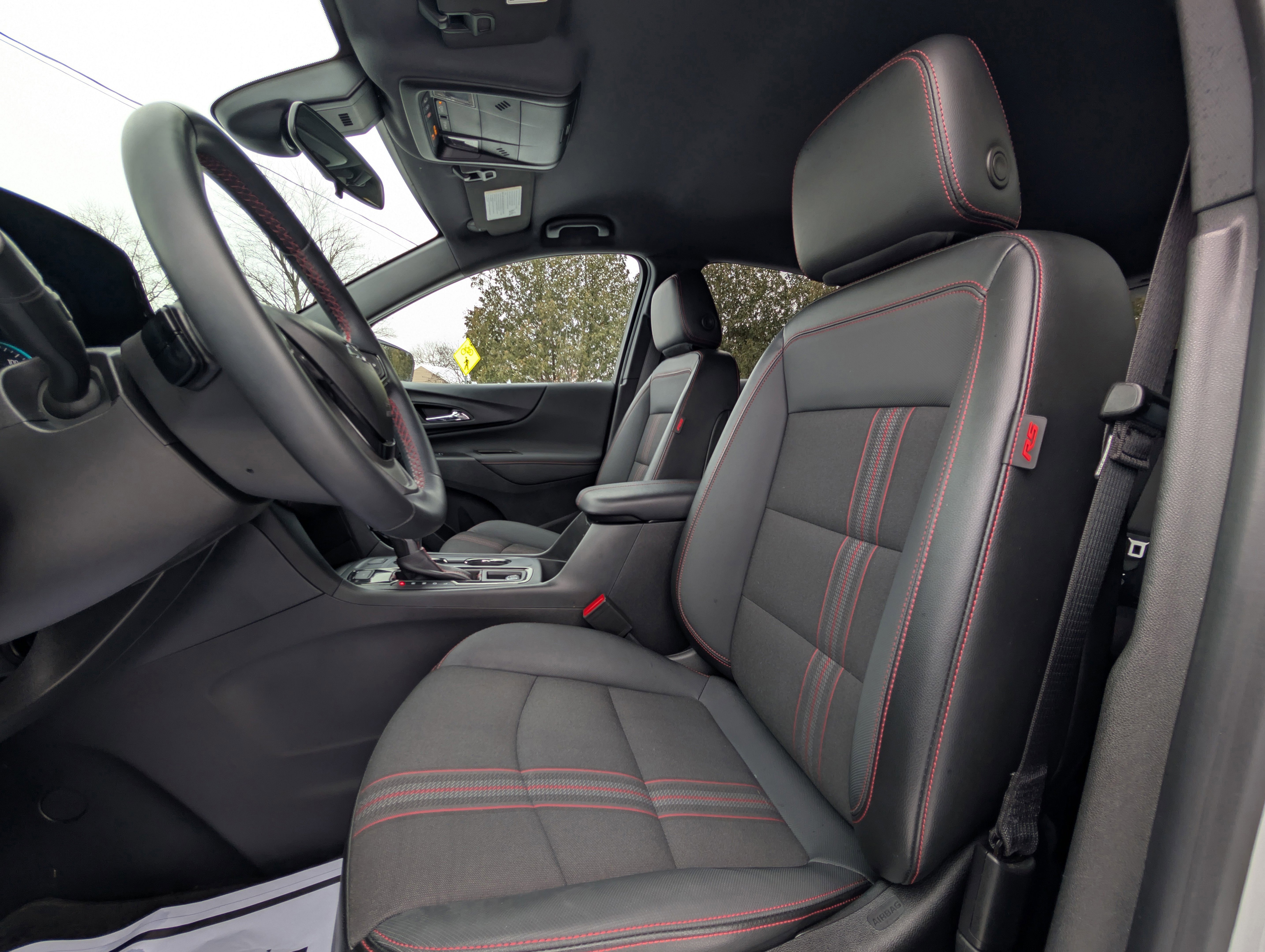 Used 2023 Chevrolet Equinox RS image 29