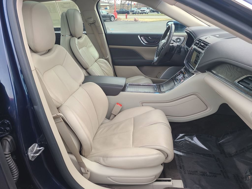 Used 2017 Lincoln Continental Reserve w/ Luxury Package image 42