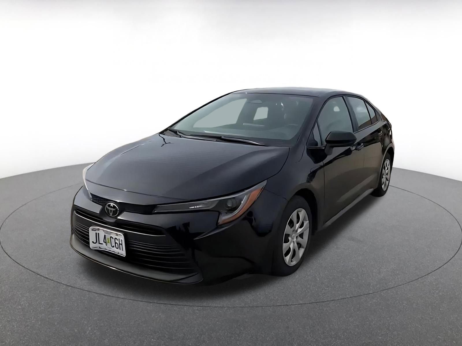 Used 2025 Toyota Corolla LE image 7