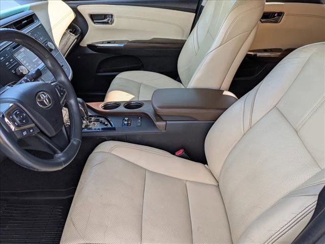 Used 2016 Toyota Avalon Limited w/ Toyota Safety Sense Package image 11
