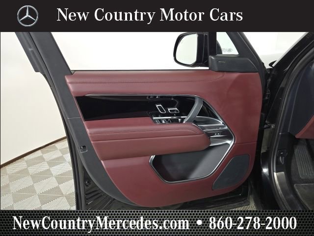 Used 2023 Land Rover Range Rover SE image 19