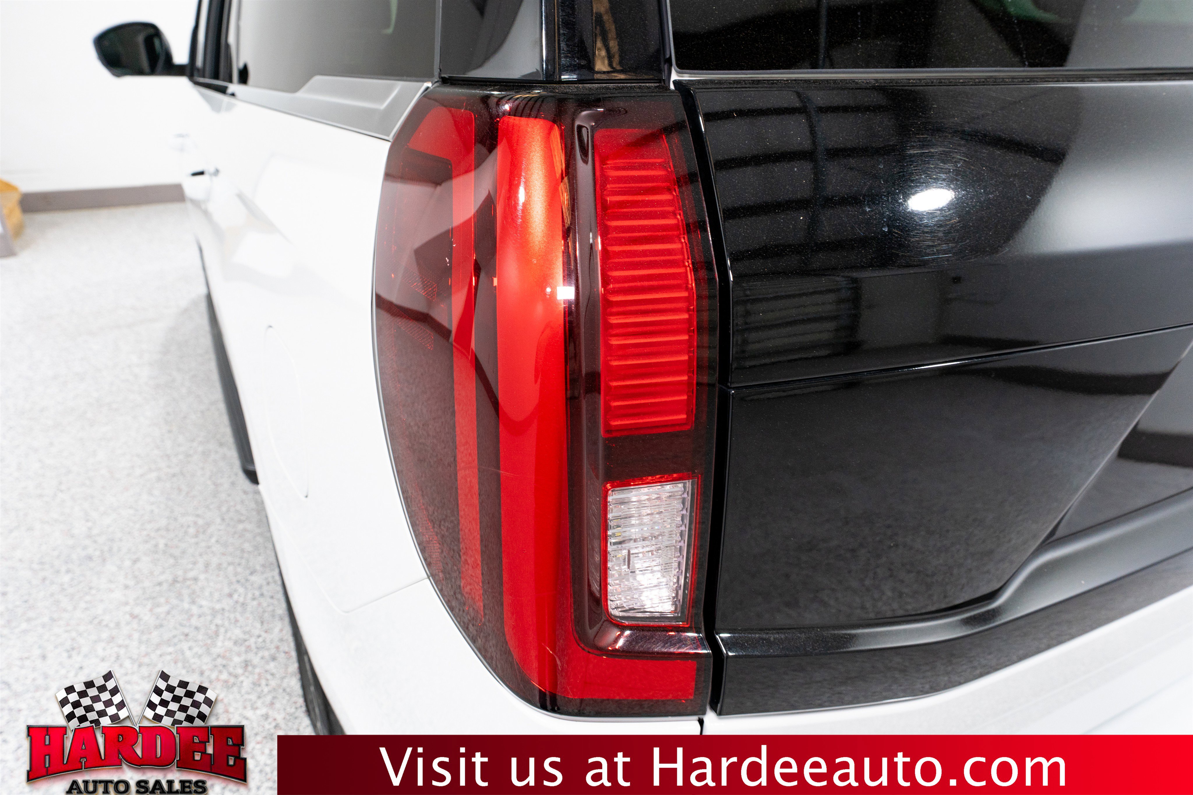 Used 2025 Ford Expedition Active AWD/4WD image 9