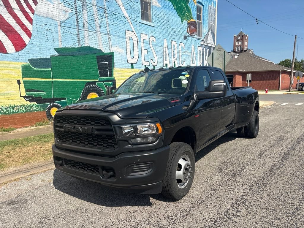 Used 2024 RAM 3500 Tradesman AWD/4WD image 1