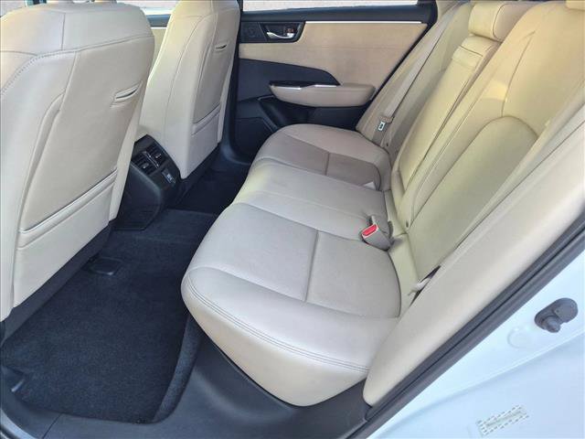 Used 2018 Honda Clarity Touring image 16