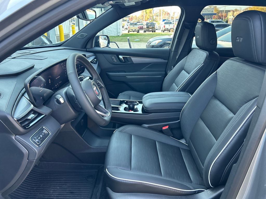 New 2026 Buick Enclave Sport Touring w/ LPO, Floor Liner Package image 12