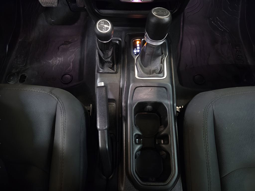 Used 2019 Jeep Wrangler Unlimited Sport S image 17