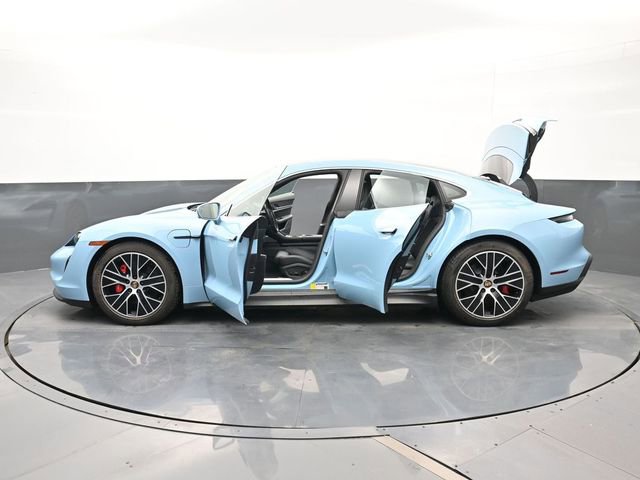 Certified 2021 Porsche Taycan 4S w/ Premium Package image 29