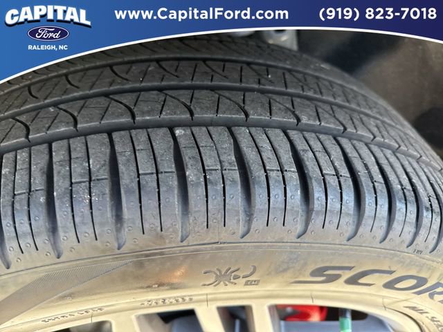 Certified 2025 Ford Explorer ST-Line w/ Premium Package AWD/4WD image 14
