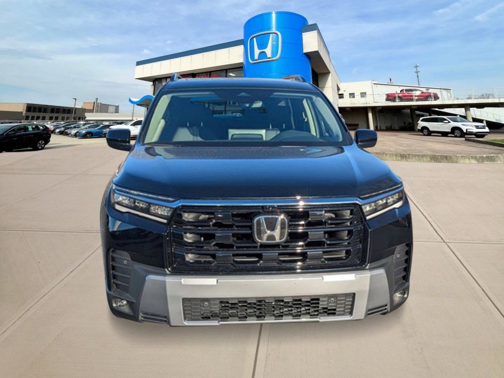 New 2026 Honda Pilot Touring image 9