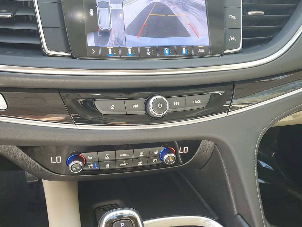 Used 2020 Buick Enclave Premium w/ Surround and Sites Package image 28