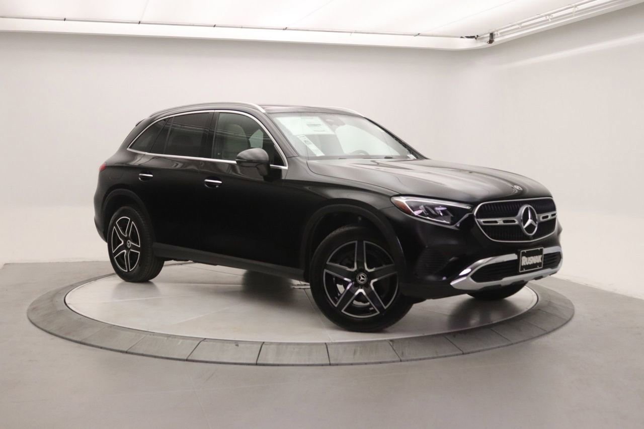 New 2026 Mercedes-Benz GLC 300 image 16