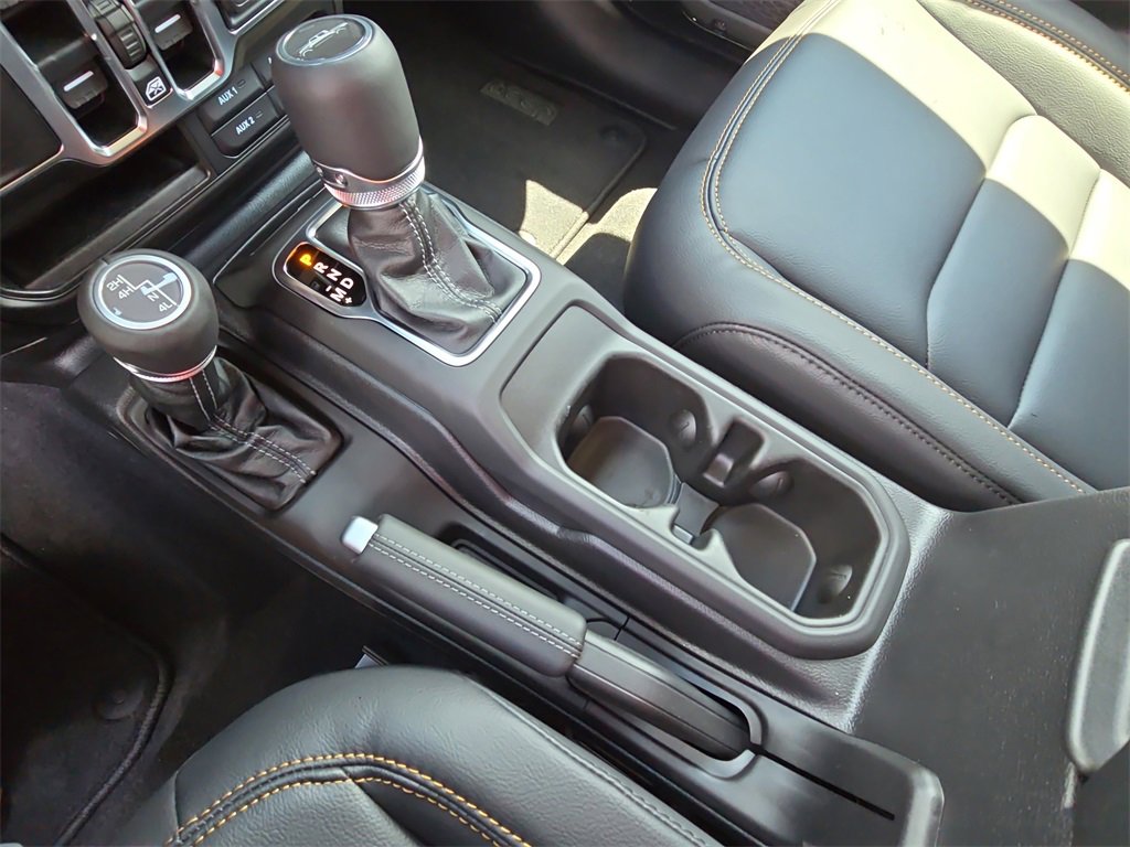 New 2025 Jeep Gladiator Sport image 24