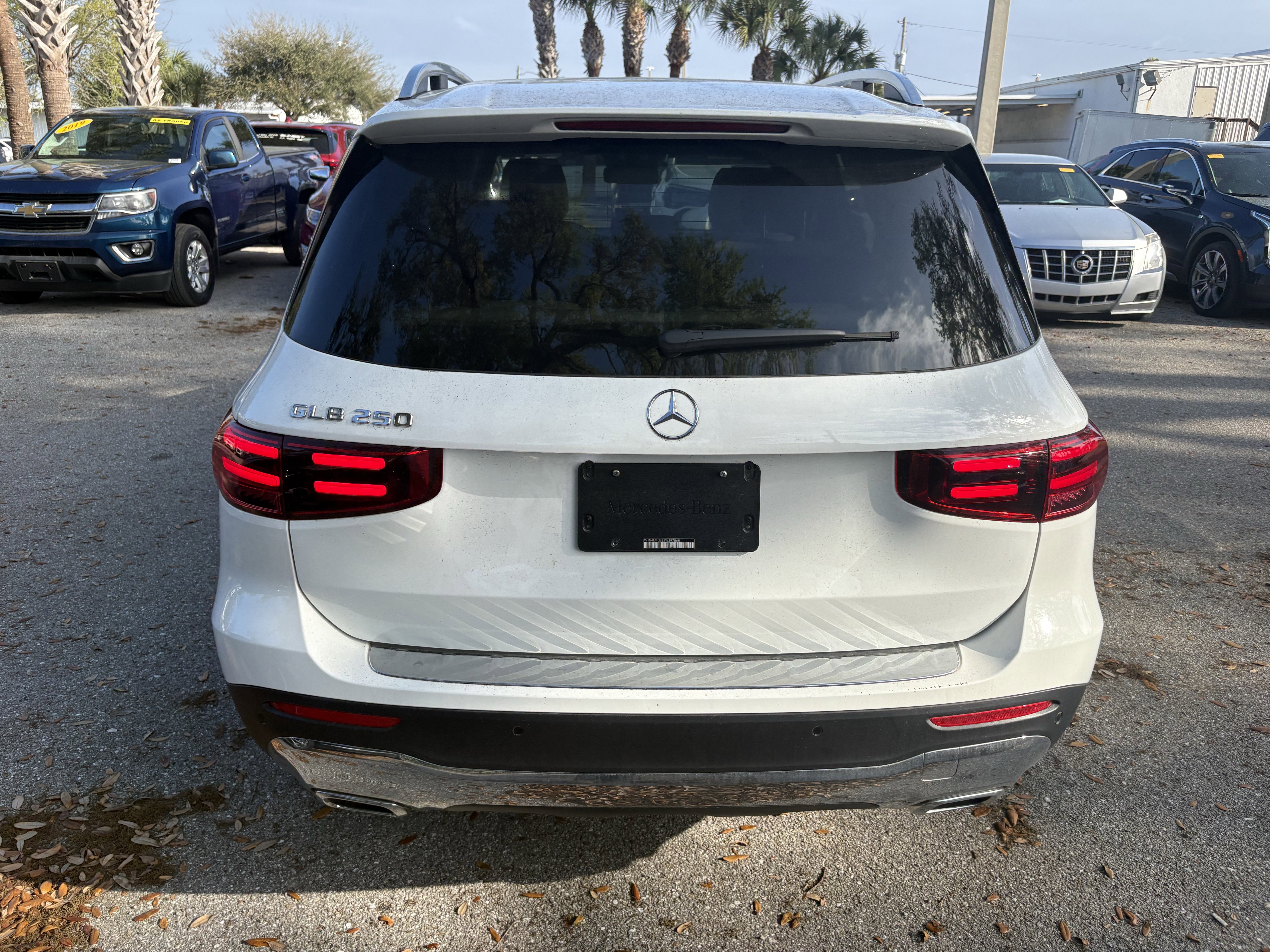 Used 2025 Mercedes-Benz GLB 250 image 5