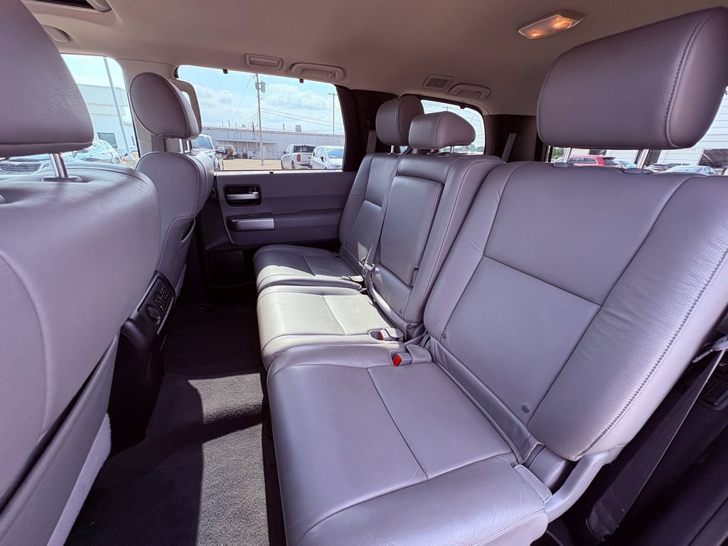 Used 2020 Toyota Sequoia Limited AWD/4WD image 23