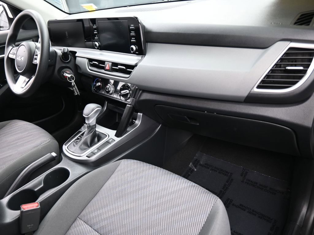 Used 2024 Kia Seltos LX image 42