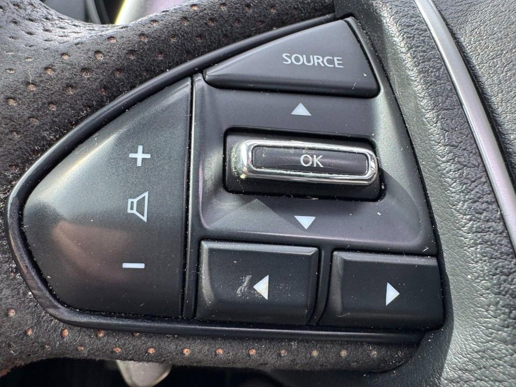 Used 2023 Nissan Maxima SR w/ Sport Mat Group image 17