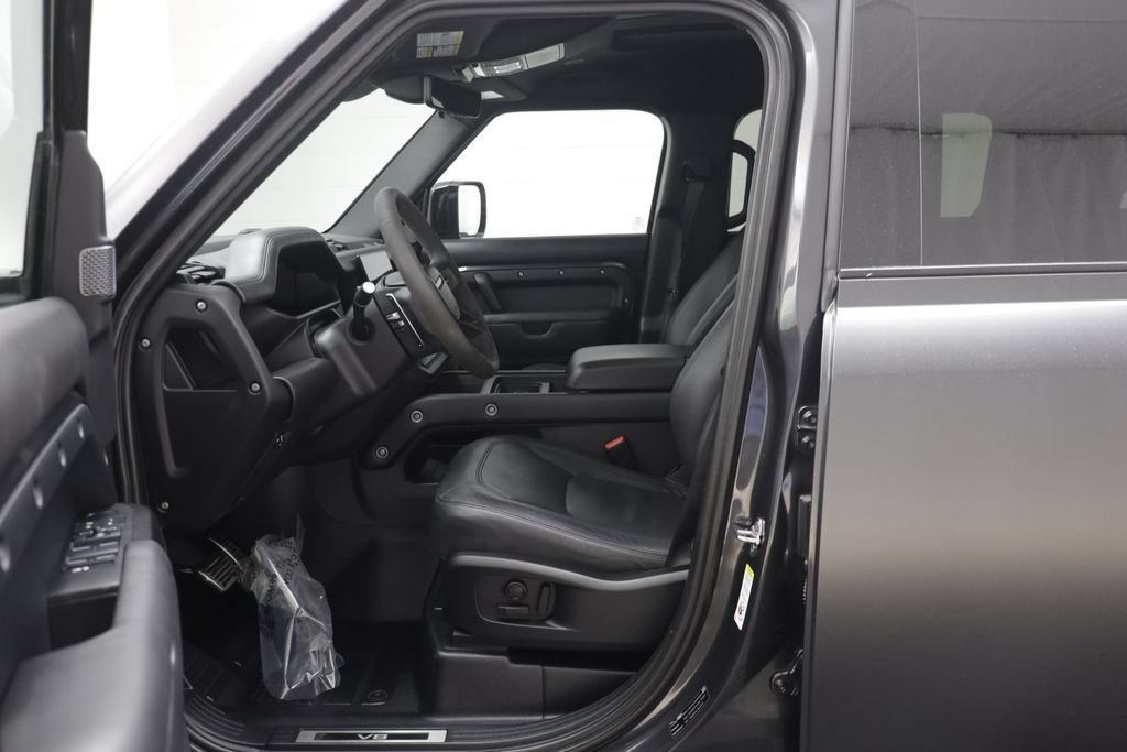Used 2023 Land Rover Defender 110 Carpathian Edition AWD/4WD image 5