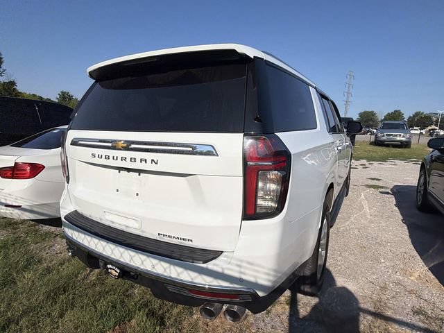 Used 2023 Chevrolet Suburban Premier RWD image 7