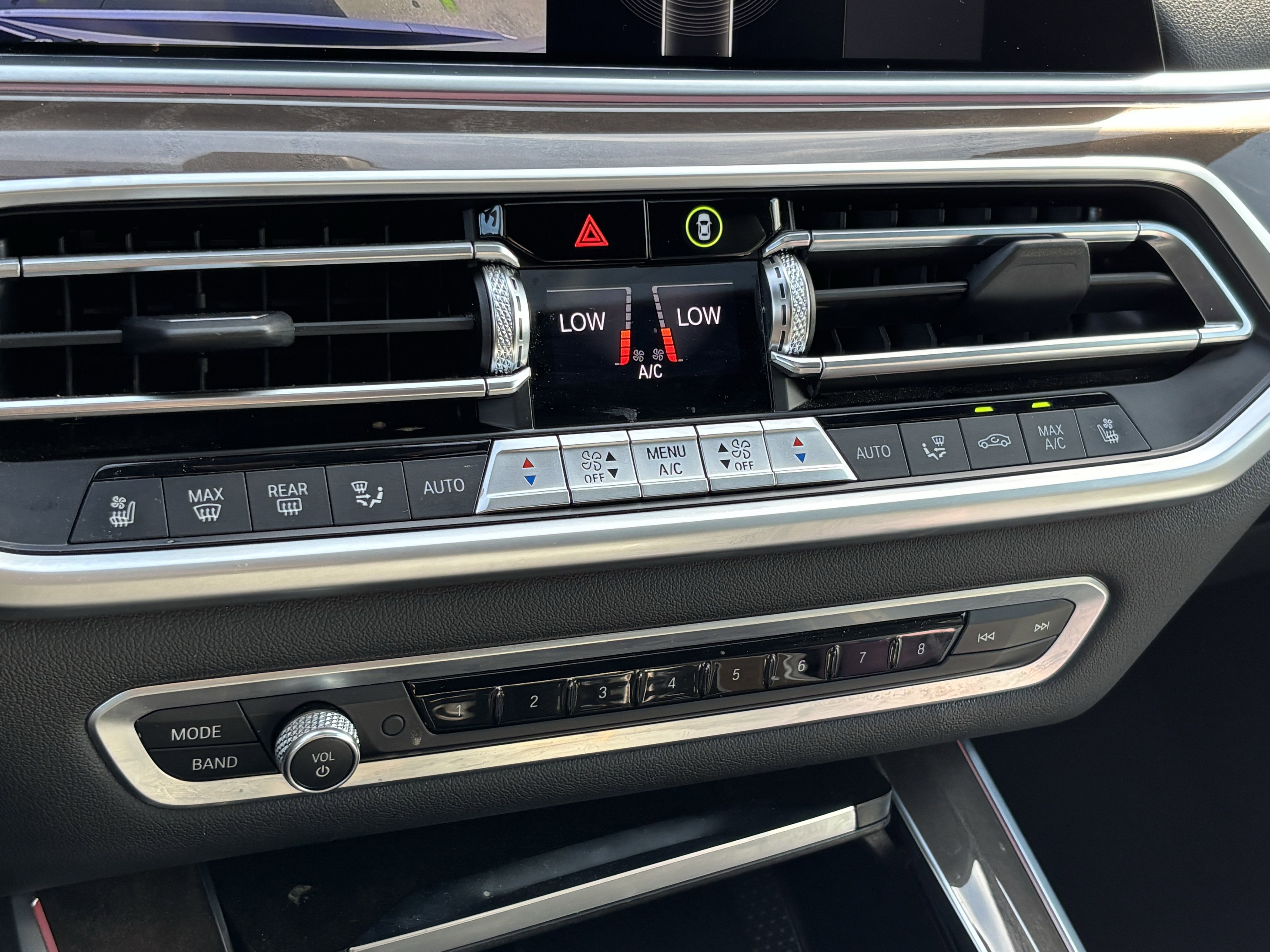 Certified 2022 BMW X5 xDrive45e w/ Luxury Seating Package image 28