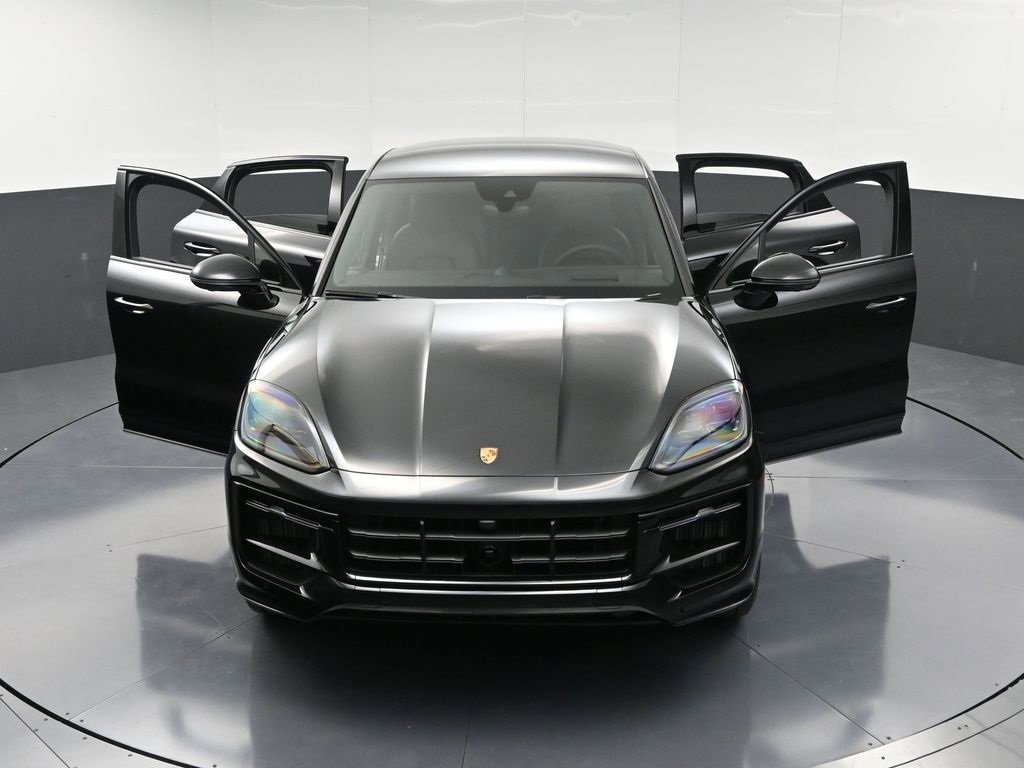 New 2026 Porsche Cayenne S image 35