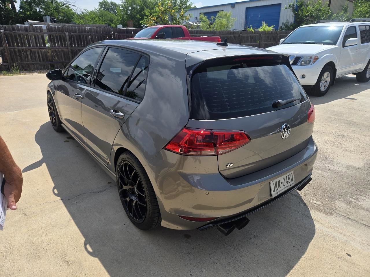 Used 2016 Volkswagen Golf 4-Door AWD/4WD image 5