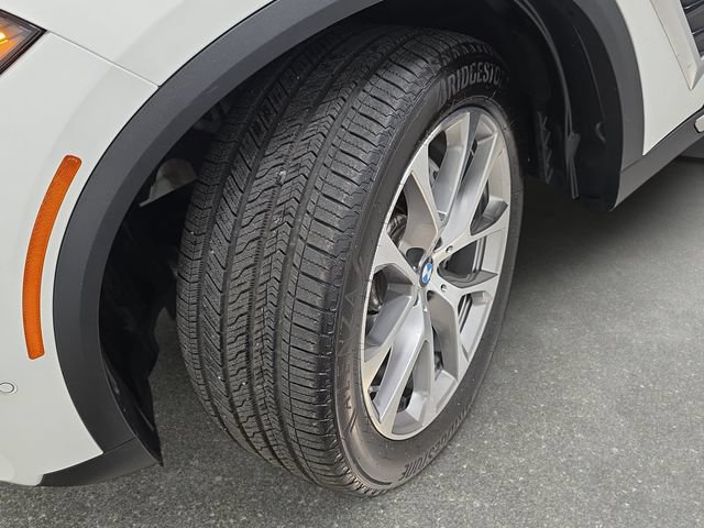 Used 2025 BMW X5 xDrive40i w/ Premium Package AWD/4WD image 27