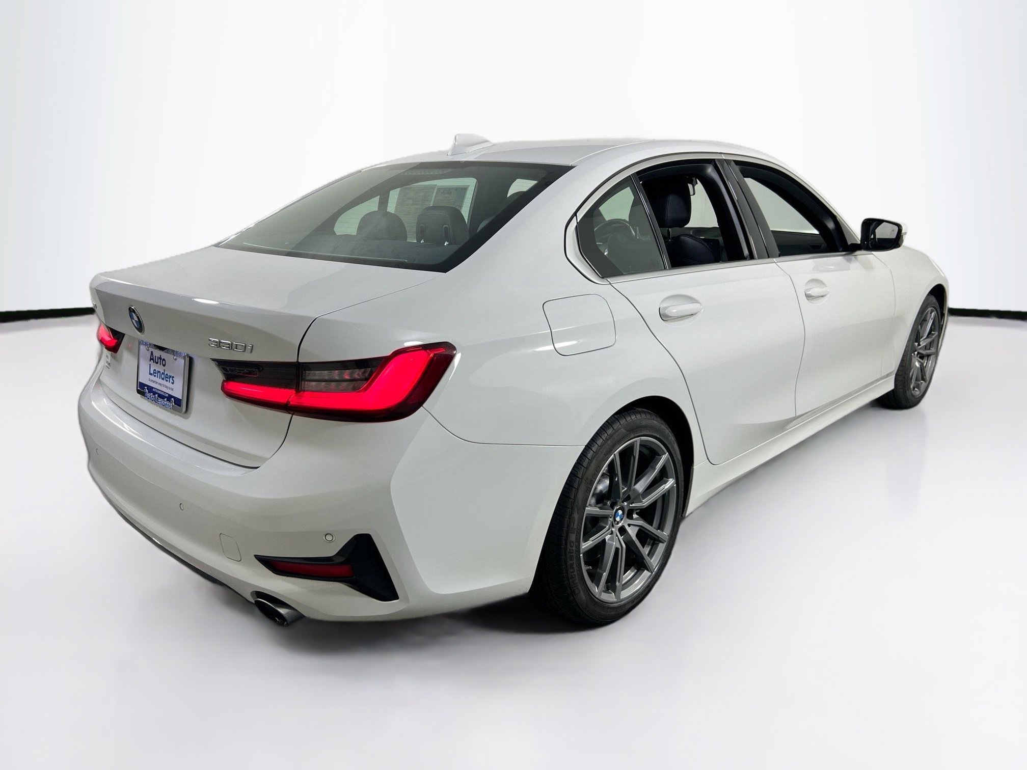 Used 2021 BMW 330i xDrive Sedan w/ Convenience Package image 5
