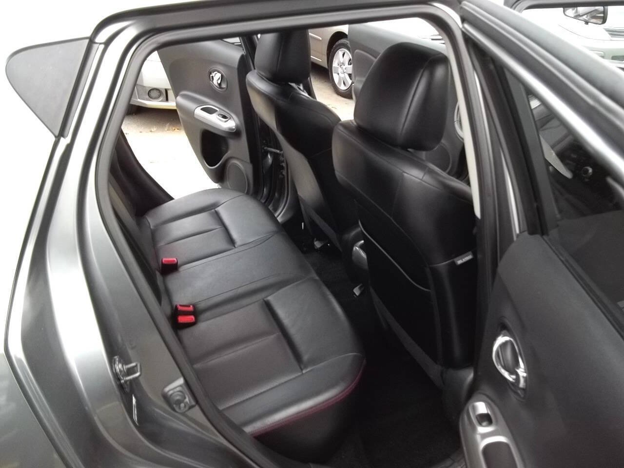 Used 2012 Nissan Juke SL AWD/4WD image 12