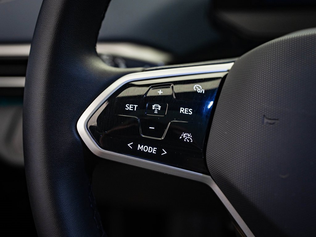 Used 2024 Volkswagen ID.4 S image 24