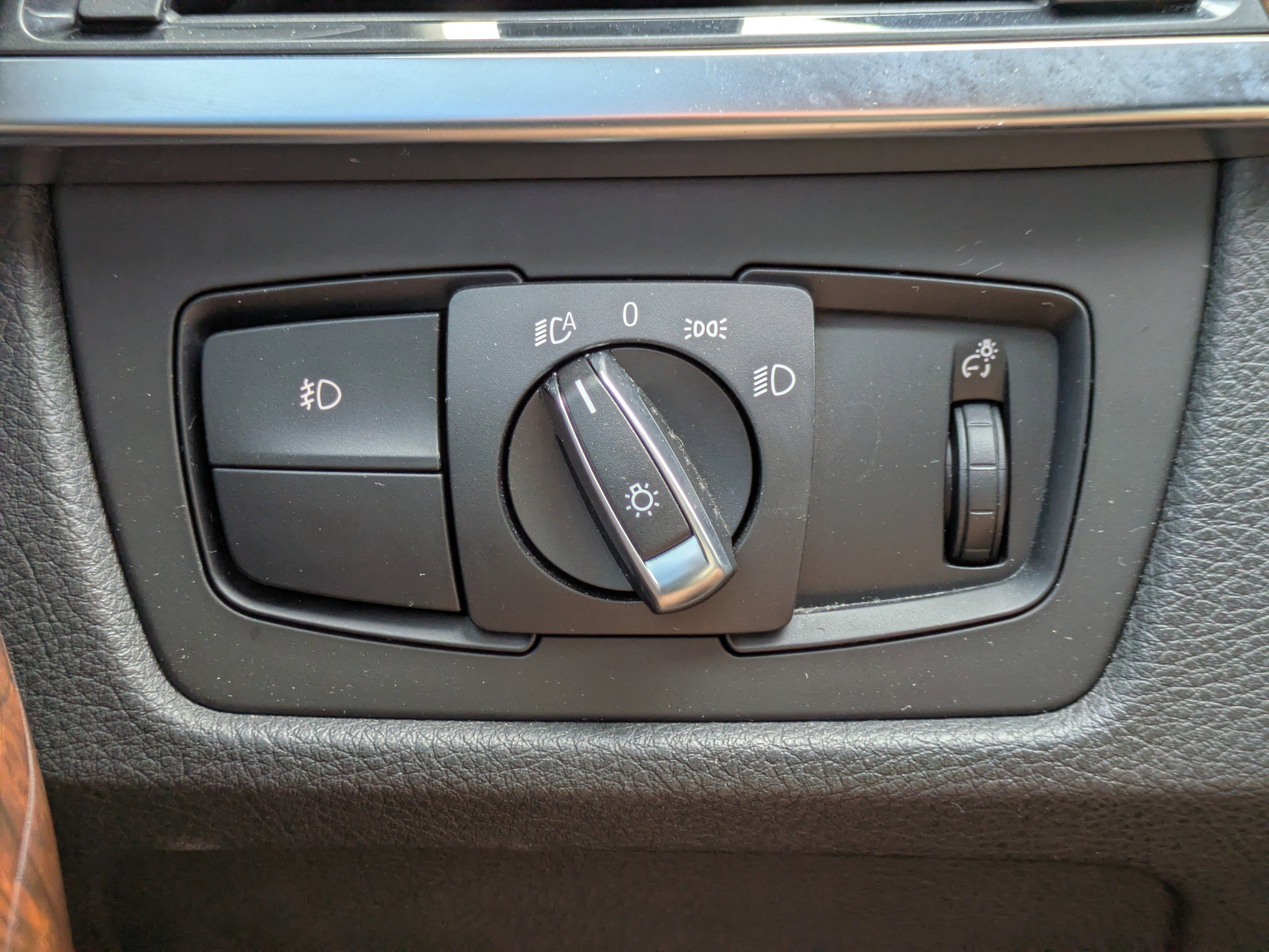 Used 2015 BMW 320i xDrive Sedan image 26