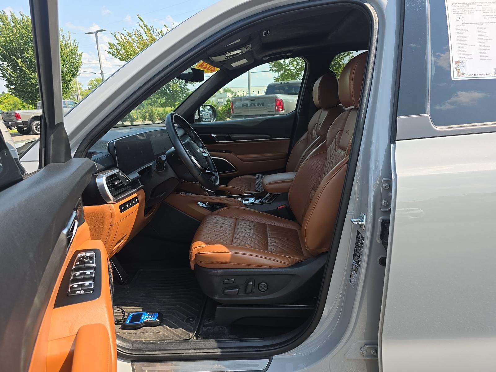 Used 2024 Kia Telluride SX Prestige X-Line AWD/4WD image 8