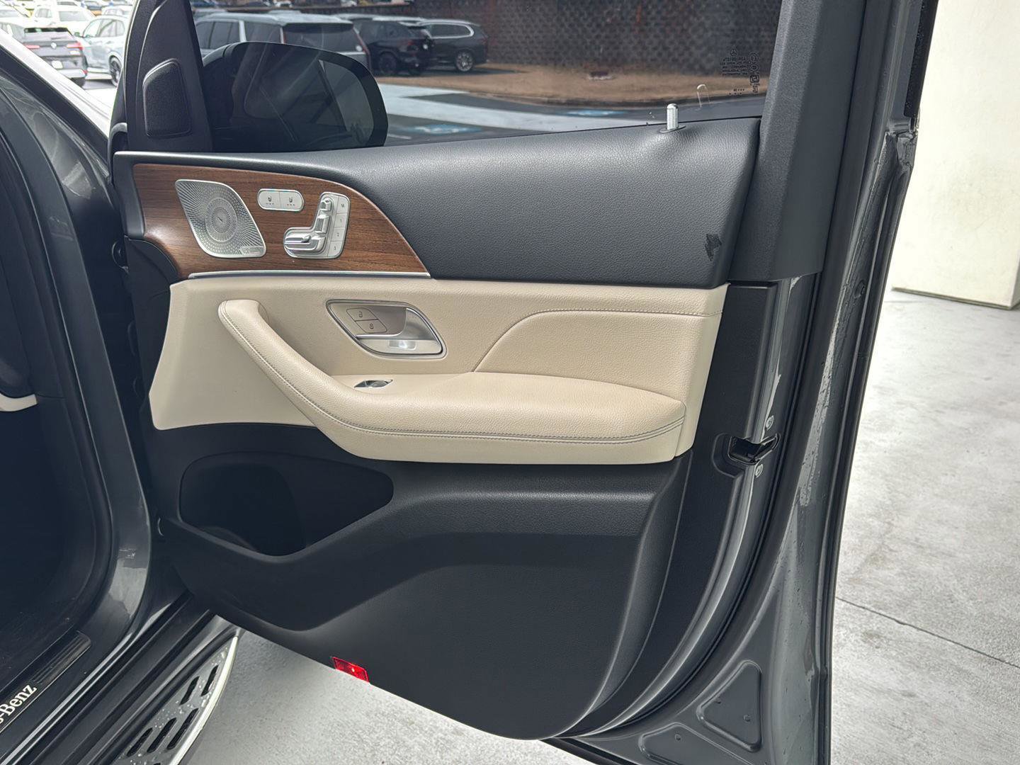 Used 2024 Mercedes-Benz GLS 450 GLS 450 image 12