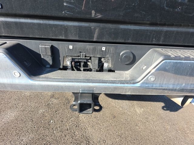 Used 2025 Chevrolet Silverado 2500 LTZ w/ LTZ Premium Package image 11