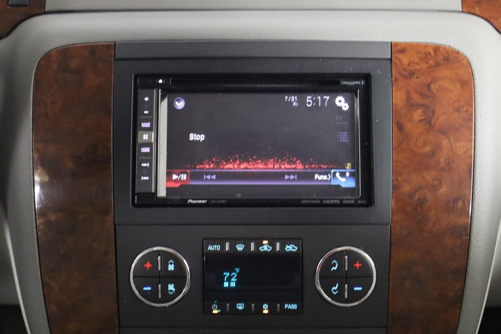 Used 2010 Chevrolet Silverado 1500 LTZ w/ Z71 Appearance Package AWD/4WD image 25
