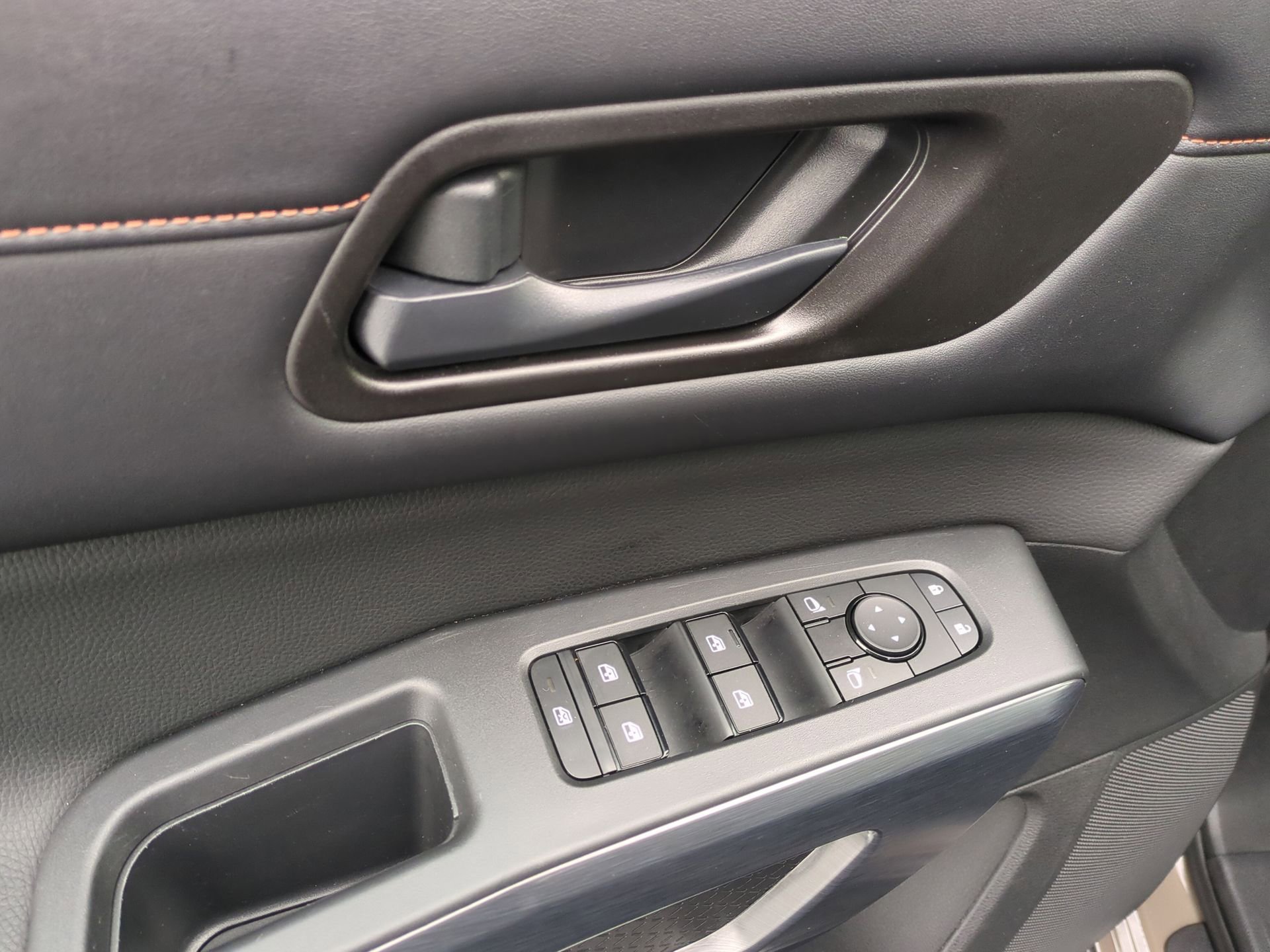 Used 2024 Nissan Pathfinder Rock Creek image 22