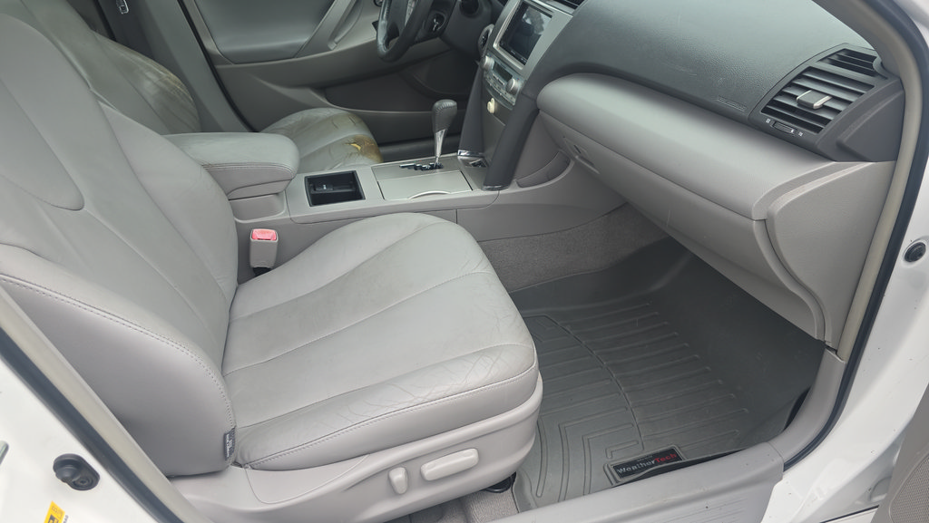 Used 2009 Toyota Camry Hybrid FWD image 13