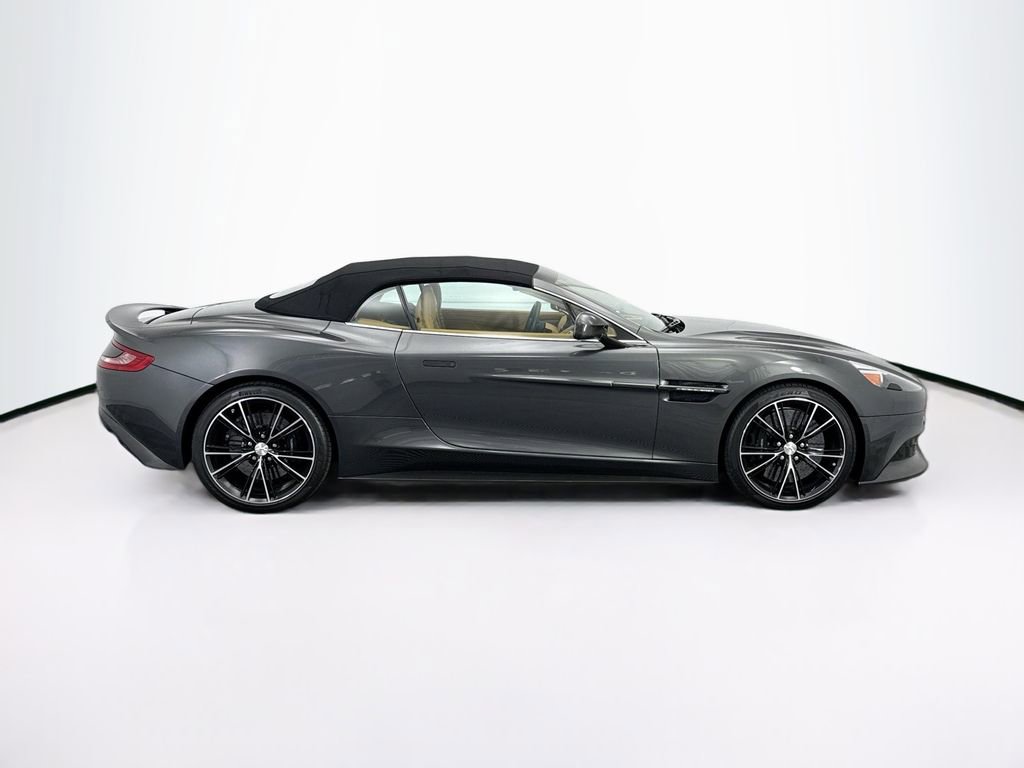 Used 2014 Aston Martin Vanquish Volante image 12